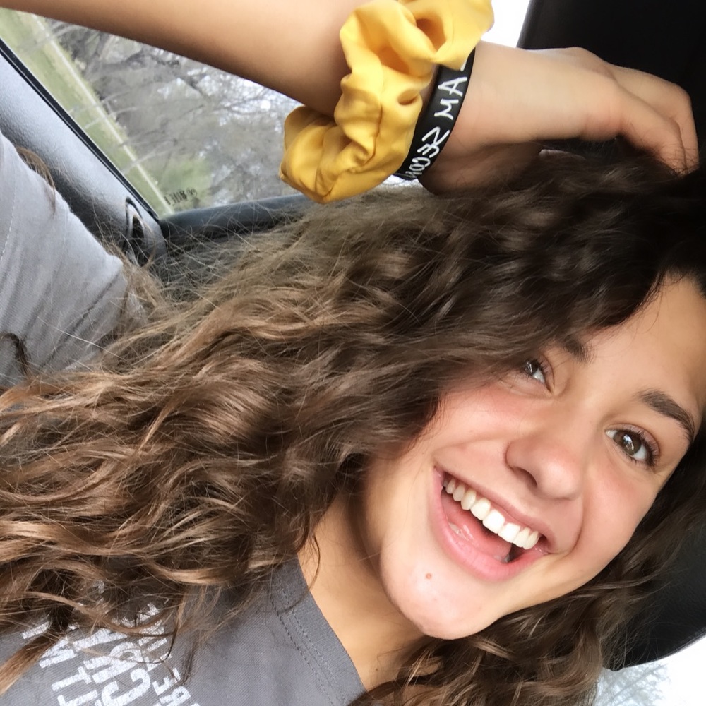 Meet your Posher, Macy